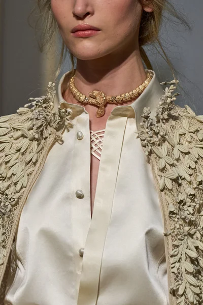 Look 108